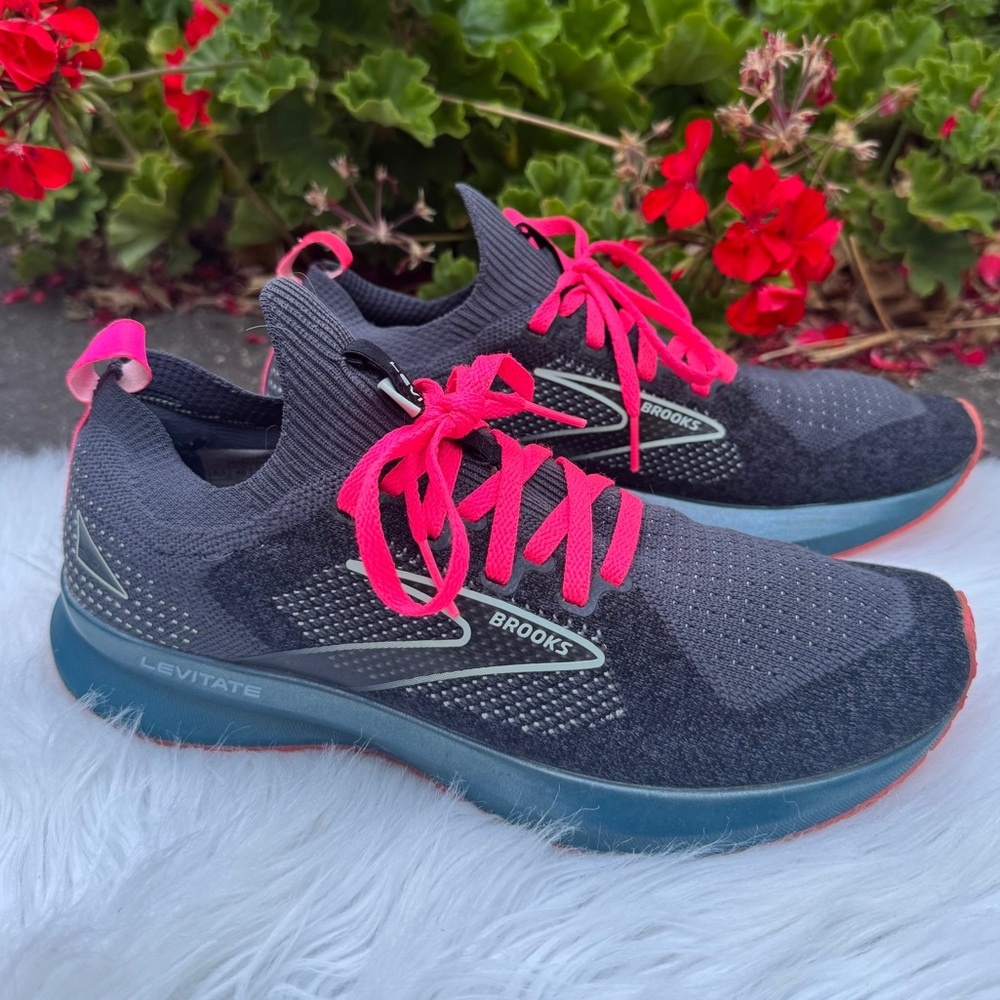Brooks Levitate 5 Sneakers
